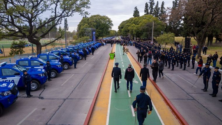 Más de 200 patrulleros se incorporan a la Policía. (Foto: Gobierno de Córdoba)