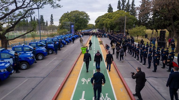 Más de 200 patrulleros se incorporan a la Policía. (Foto: Gobierno de Córdoba)
