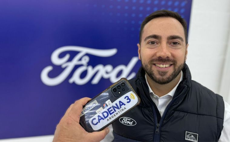 Osvaldo Santi, gerente general de comunicaciones de Ford.