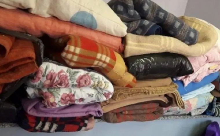 Juntan frazadas para ayudar a personas vulnerables en Tucumán. (Ilustrativa/LV12)