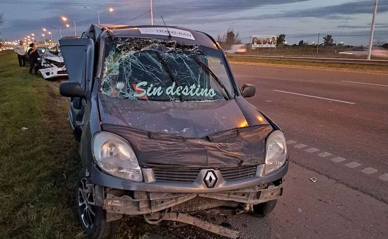 Rosario: impactante siniestro en Circunvalción a la altura de Uriburu. 