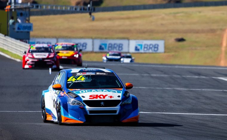 Leo Pernía y su primera de TCRSA con el Peugeot del PMO Racing