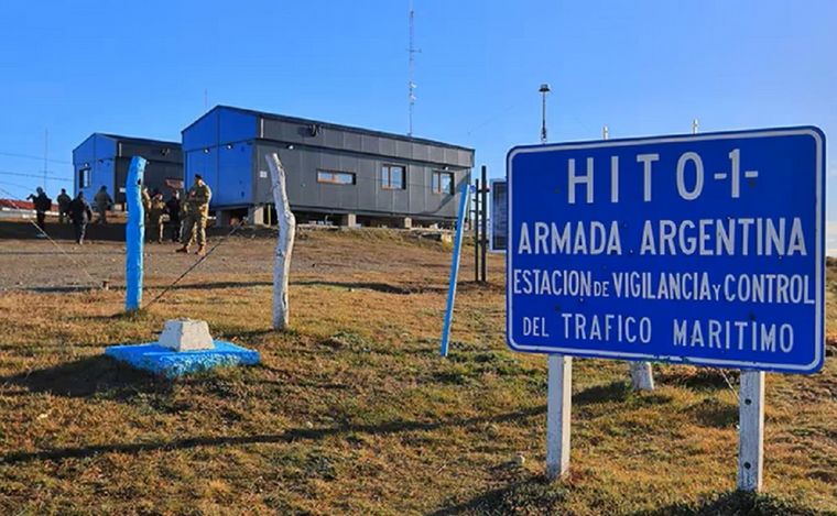 Puesto de Vigilancia y Control de Tránsito Marítimo Hito 1, donde están los paneles.