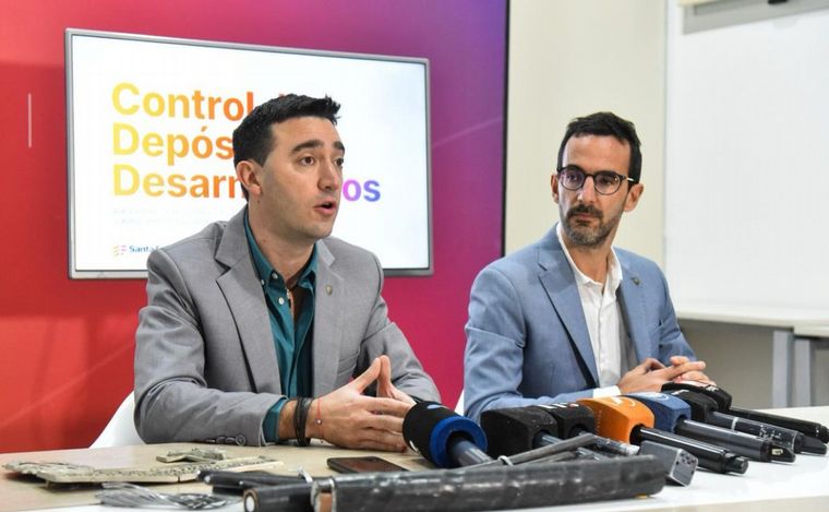 Funcionarios dan cifras en torno a denuncias a chatarrerías y desarmaderos.