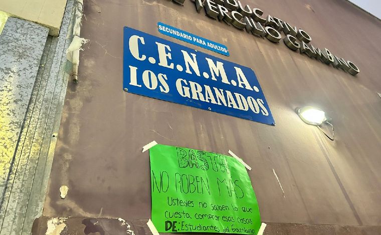 Quinto robo en un mes en una escuela de Córdoba. (Foto: Lucía González/Cadena 3)