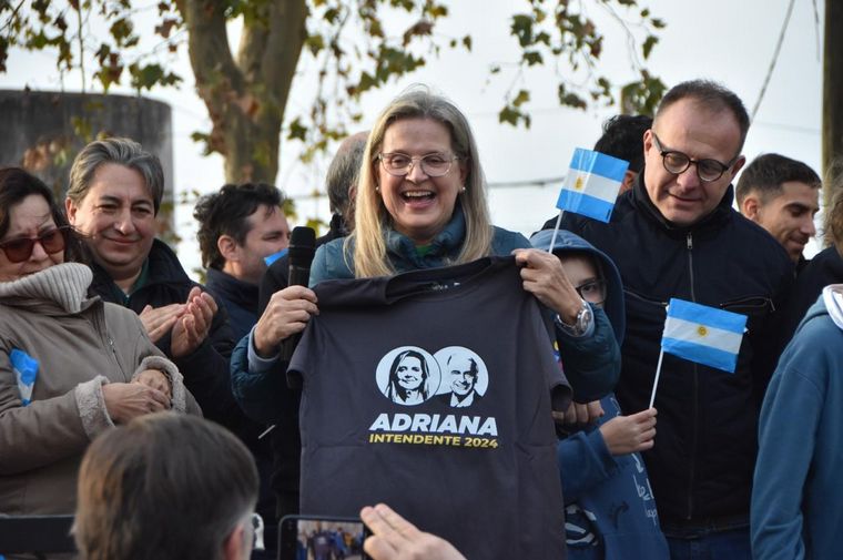 Adriana Nazario, candidata de La Fuerza del Imperio de Sur