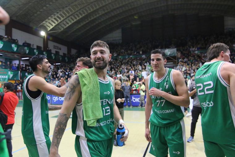 Atenas volvió a la Liga Nacional y Córdoba festeja. (Foto: Daniel Cáceres/Cadena 3).