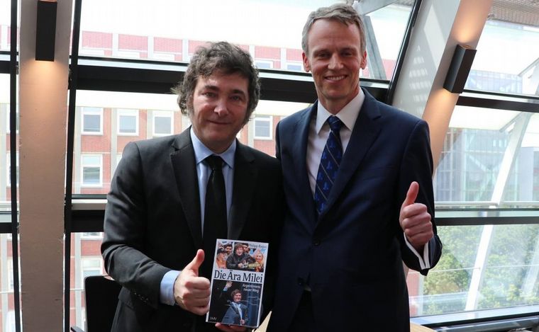 El presidente Milei recibió la medalla Hayek en Hamburgo. (Foto: Presidencia)