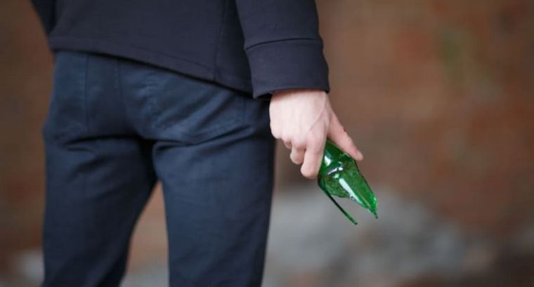 Detuvieron a un hombre en Tucumán tras intentar matar a su ex con una botella