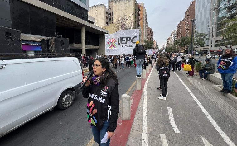 Marcha de UEPC capital en Córdoba. (Foto: Daniel Cáceres/Cadena 3)