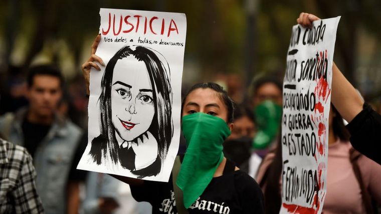 Alarmante aumento de feminicidios en México: asesinan a 2 mujeres por día