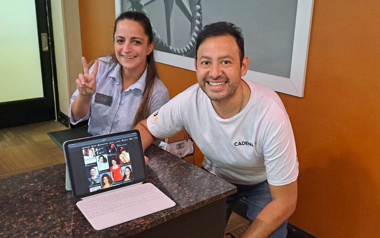 Fara, una mujer cubana que trabaja en Miami y destaca sus oportunidades