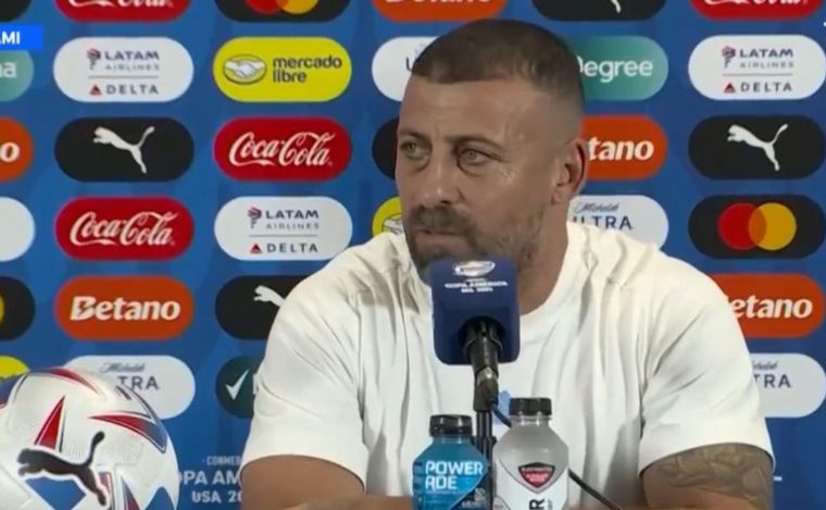 Walter Samuel en conferencia de prensa. (Foto:Captura)