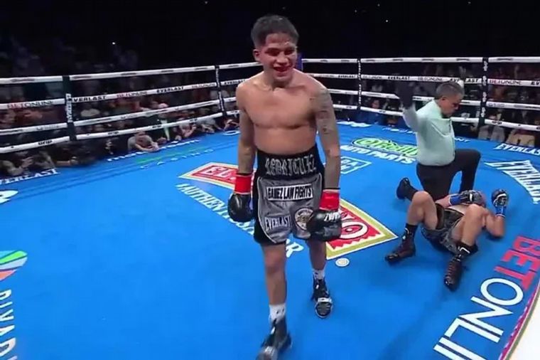 Fulminante nocaut de Jesse “Bam” Rodríguez al “Gallo” Estrada y dio un batacazo