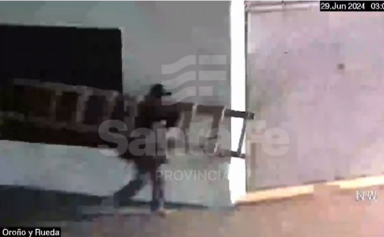 El hombre de 44 años quedó detenido por el intento de robo.