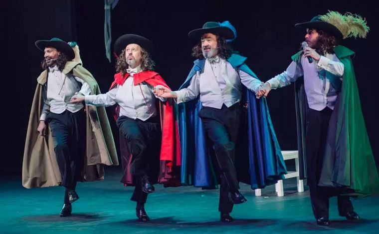 Los Mosqueteros del Rey en el Teatro Astral de Buenos Aires.