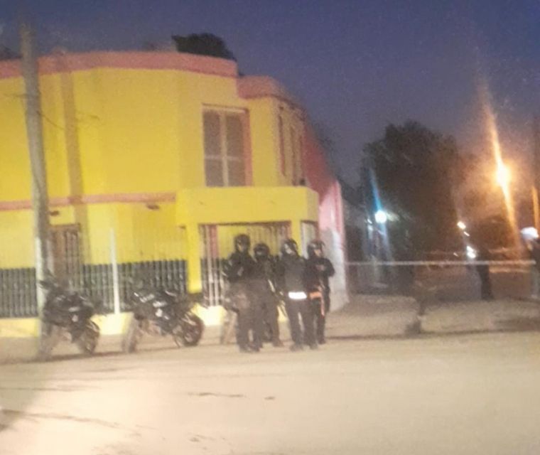 Sangriento enfrentamiento de bandas en barrio Maldonado: un muerto y un herido