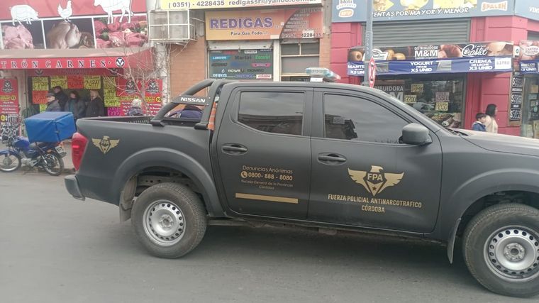 Operativo antinarcótico en el centro de Córdoba.