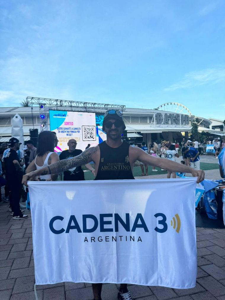 El Fan Fest de la AFA llenó de color la previa entre Argentina y Ecuador