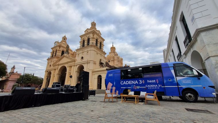 Siempre Juntos, desde la Plaza San Martín.