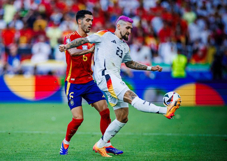 España le ganó a Alemania sobre el final.