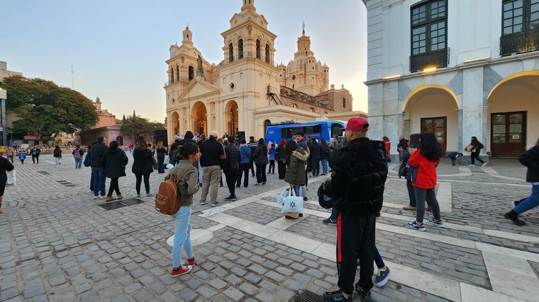 Viva la Radio celebra desde la Plaza San Martín. 