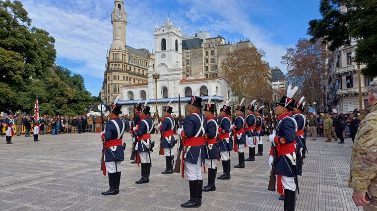 Cambio de guardia en Plaza de Mayo. 