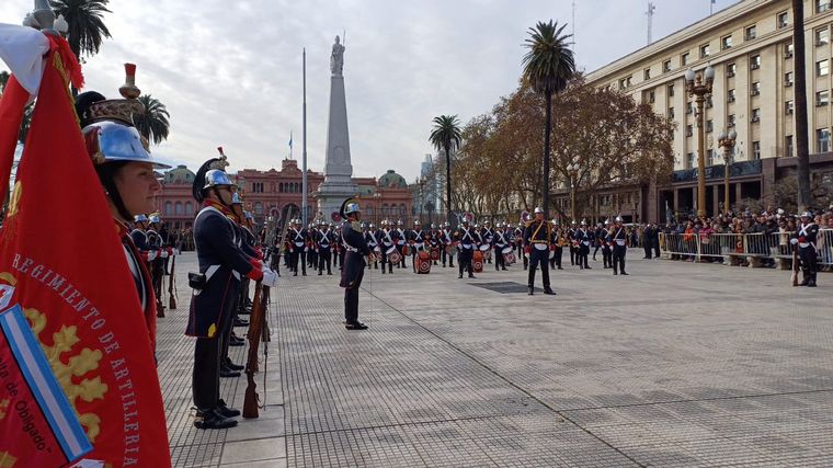 Cambio de guardia en Plaza de Mayo. 