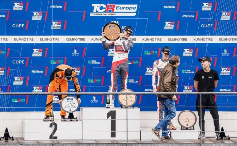 'Nachito' Montenegro y su primer suceso europeo en el TCR, en Spa