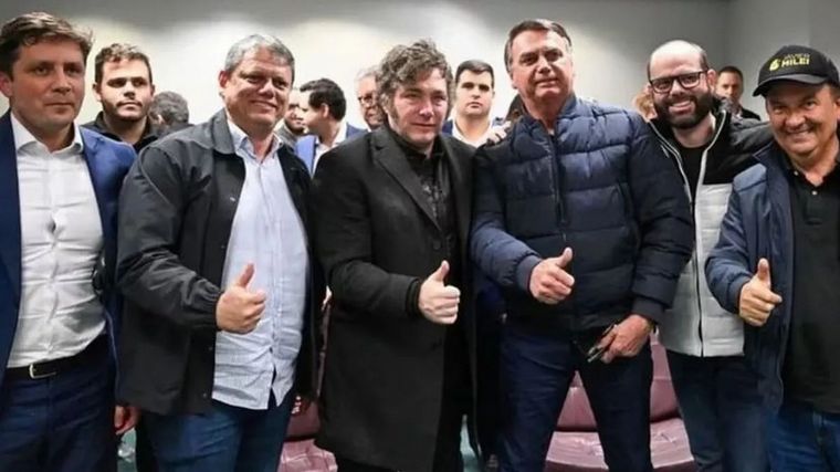 Milei y Bolsonaro, juntos en Brasil.