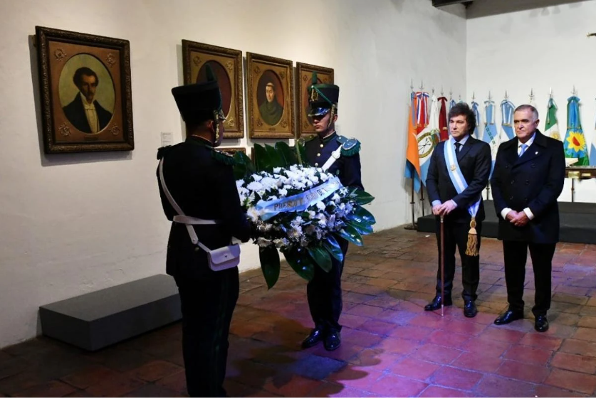 Las fotos que dejó el pacto de mayo en Tucumán (FOTO: La Gaceta de Tucumán)