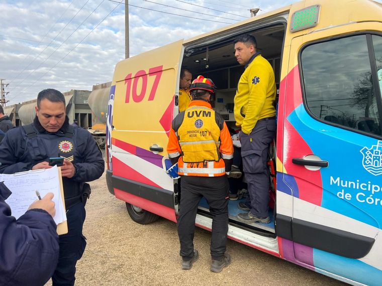 Un tren de carga arrolló a un colectivo de Ersa operado por la empresa Tamse dejando 
