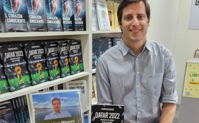 El investigador presentará su libro en los Juegos Olímpicos. (Foto:Universidades Hoy)