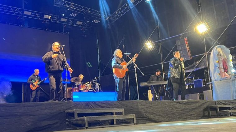 Los Nocheros en la primera noche del Trichaco