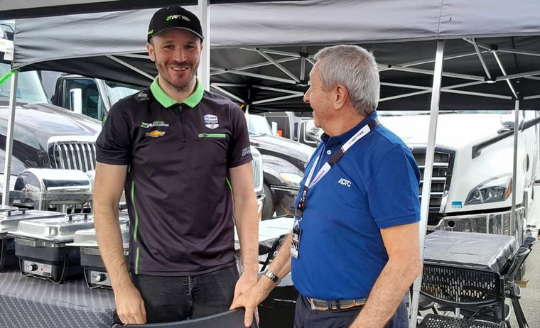 Canapino y Mazzacane en Iowa, Estados Unidos.