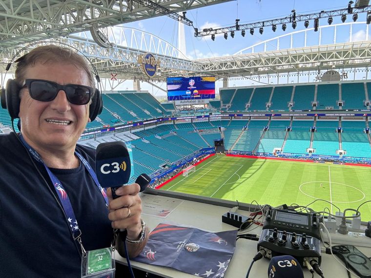 Cadena 3, en el estadio de la final.