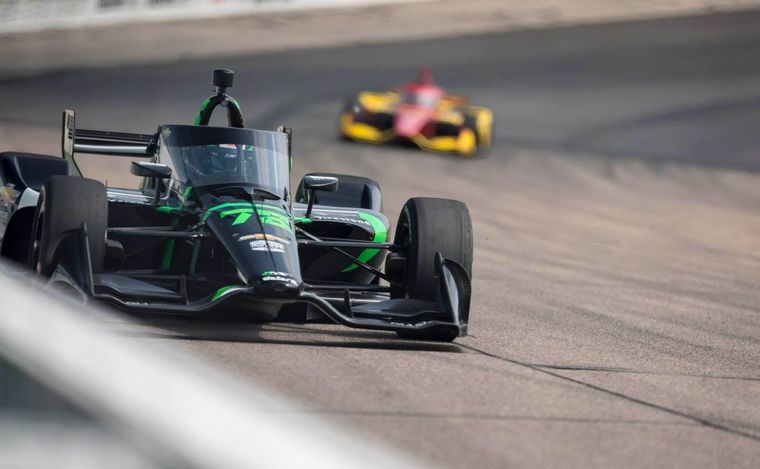 Canapino no pudo aprovechar su buena clasificación (P10) en Iowa