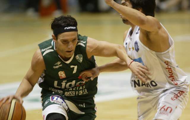 Peñarol podría ser campeón el domingo.