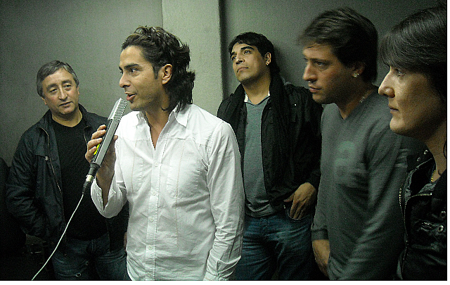 Los chicos de Trulala visitaron los estudios de Radio Popular