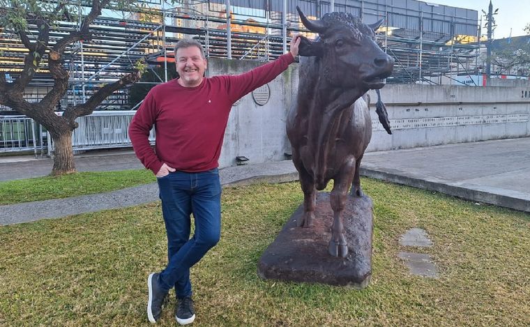 Siempre Juntos transmite desde La Rural