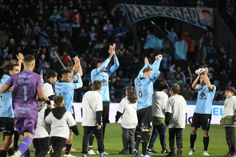 Belgrano le ganó a Riestra en Alberdi. (Foto: Daniel Cáceres/C3)