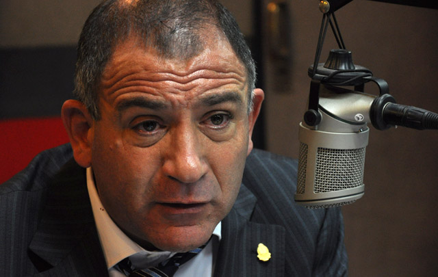 ''A De la Sota le darán para que tenga''.