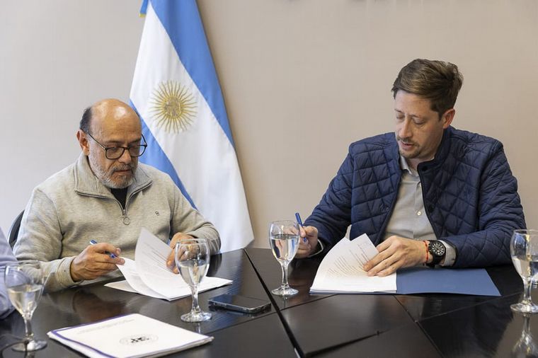 El SEP es el segundo gremio que acuerda con el Gobierno provincial. 