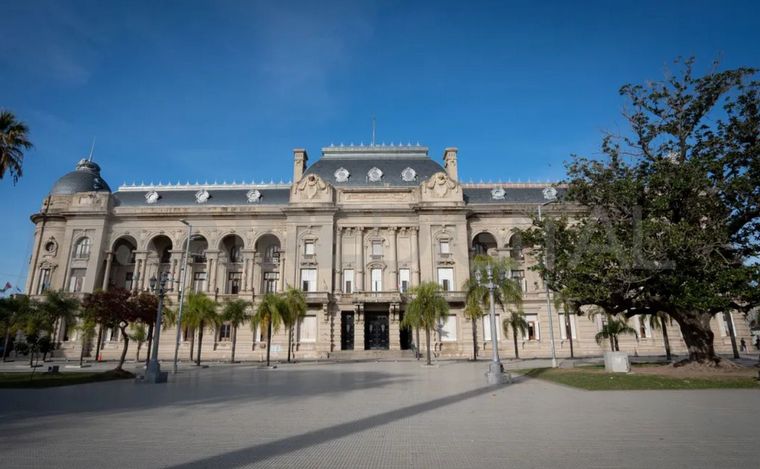 Santa Fe reclama judicialmente ante Nación por la deuda jubilatoria.