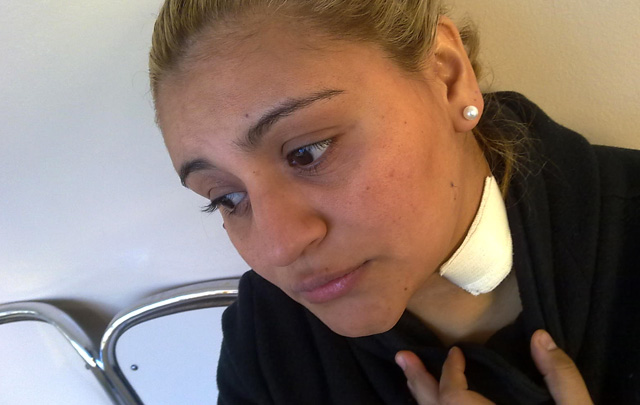 La mujer aguarda que su hija se recupere en el Hospital Pediátrico del Niño Jesús.