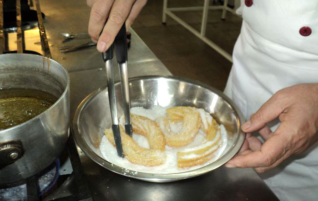 Paso a paso para la preparación de churros