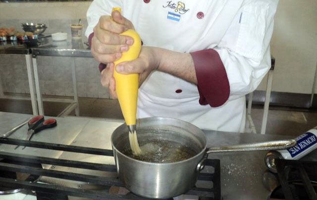 Paso a paso para la preparación de churros