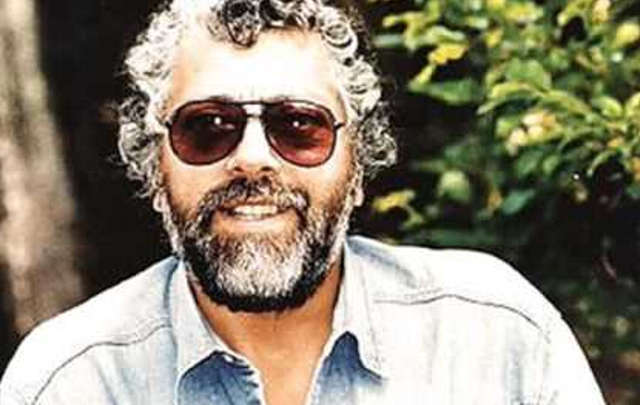 Se autodefinía como ''un trovador profundo que recorrió el mundo y la vida''.