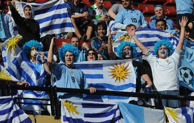 FOTO: El color de la previa Argentina-Uruguay en Santa Fe.