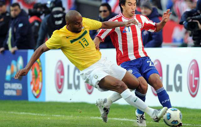 Brasil falló sus cuatro penales, perdió la serie con Paraguay y fue eliminado.